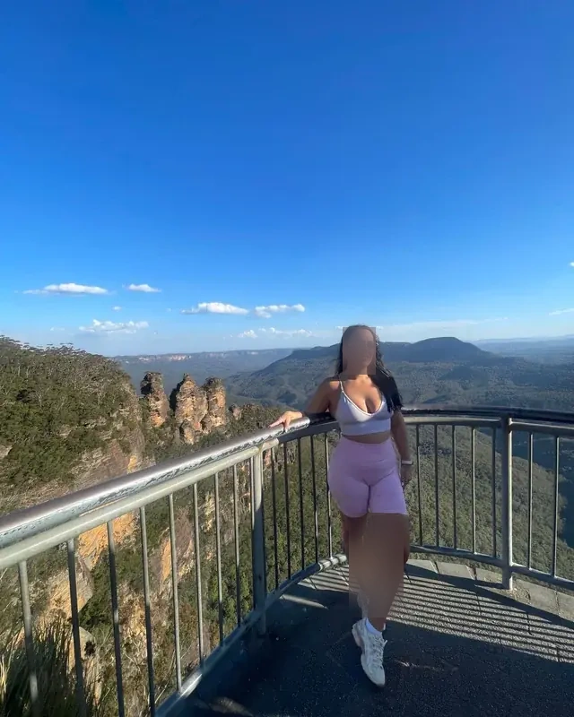 Sabrina - Image 5